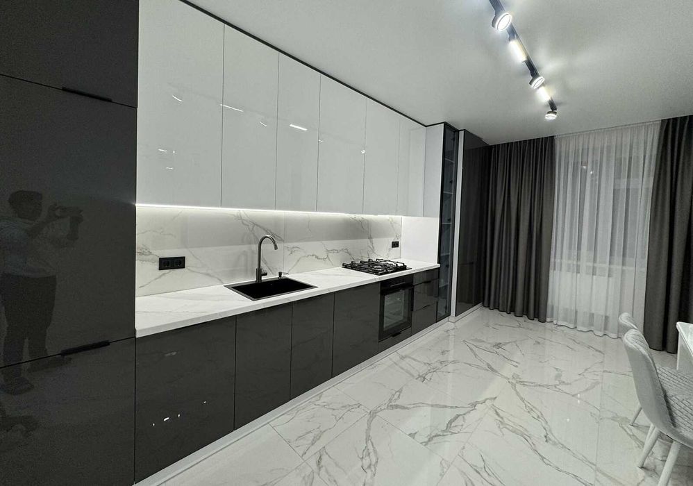 Продаж 2-кімнатної квартири в ЖК  “Озерний 2020”