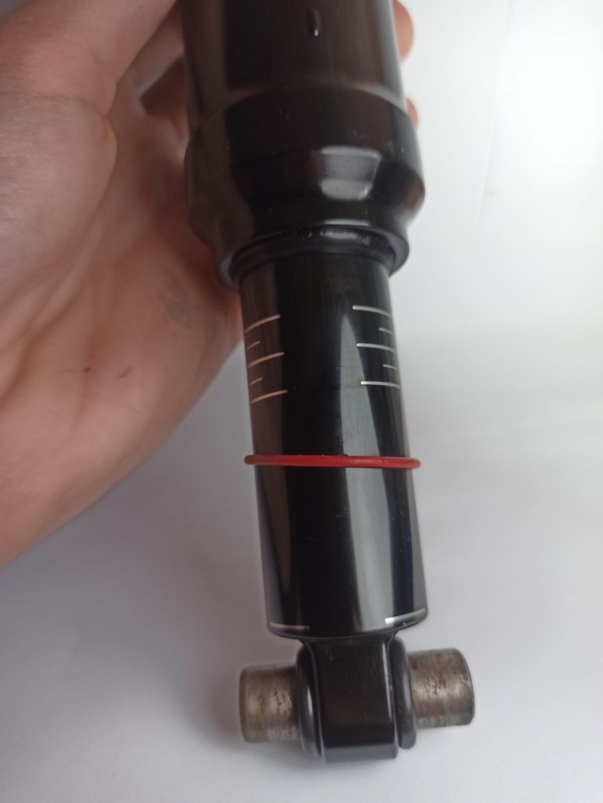 Damper rock shox deluxe r 230X65