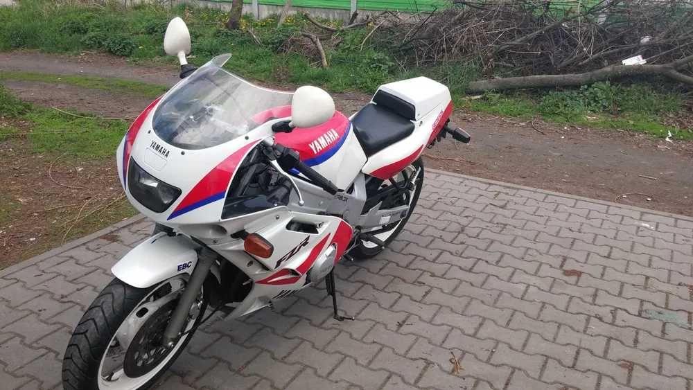 Yamaha FZR 600 3HE Genesis (nie CBR GSXR Ninja Zx)