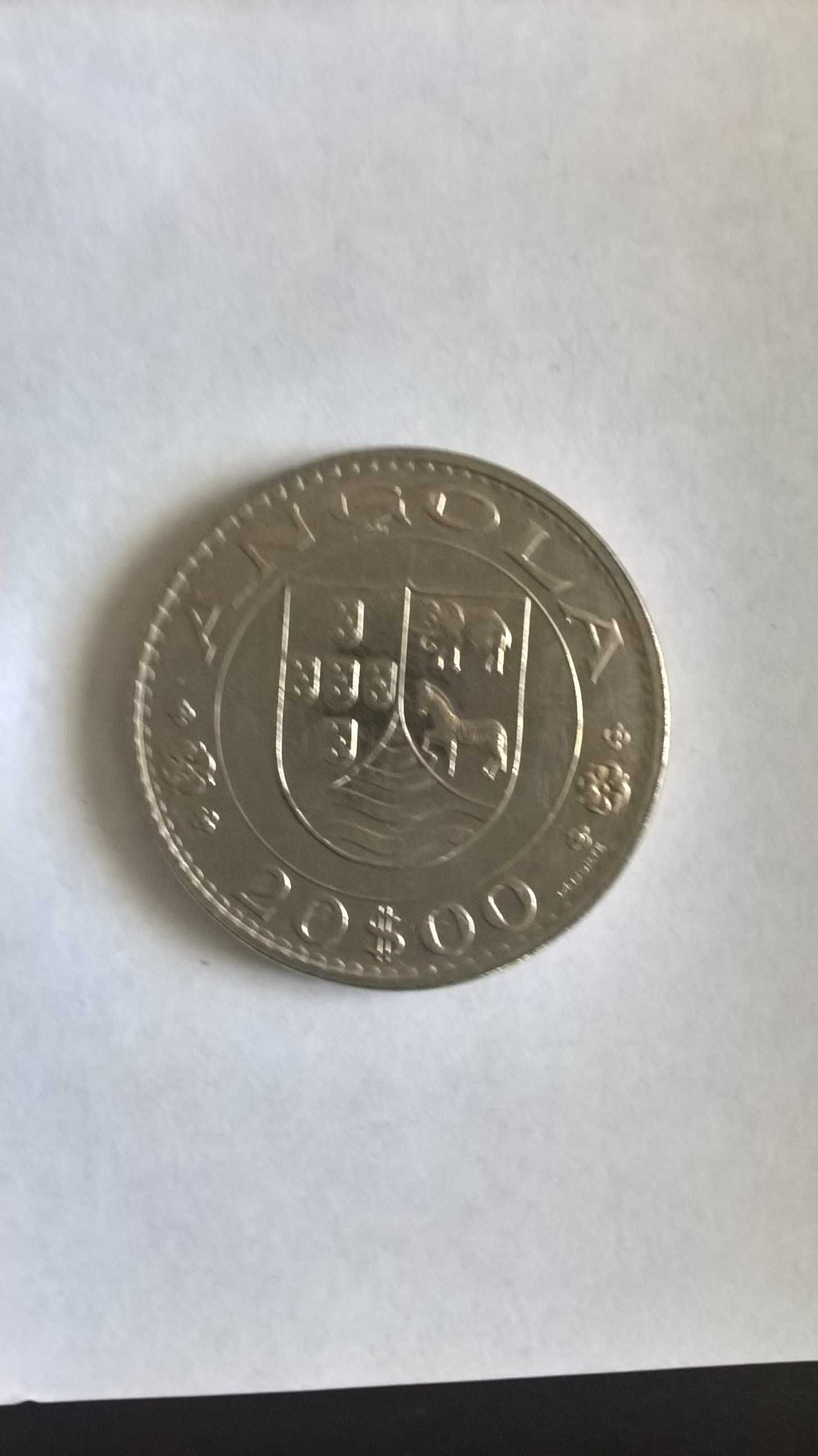 65 moedas de angola