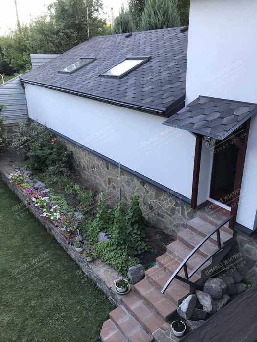 Приватний будинок та бізнес поруч, в історичному центрі міста!