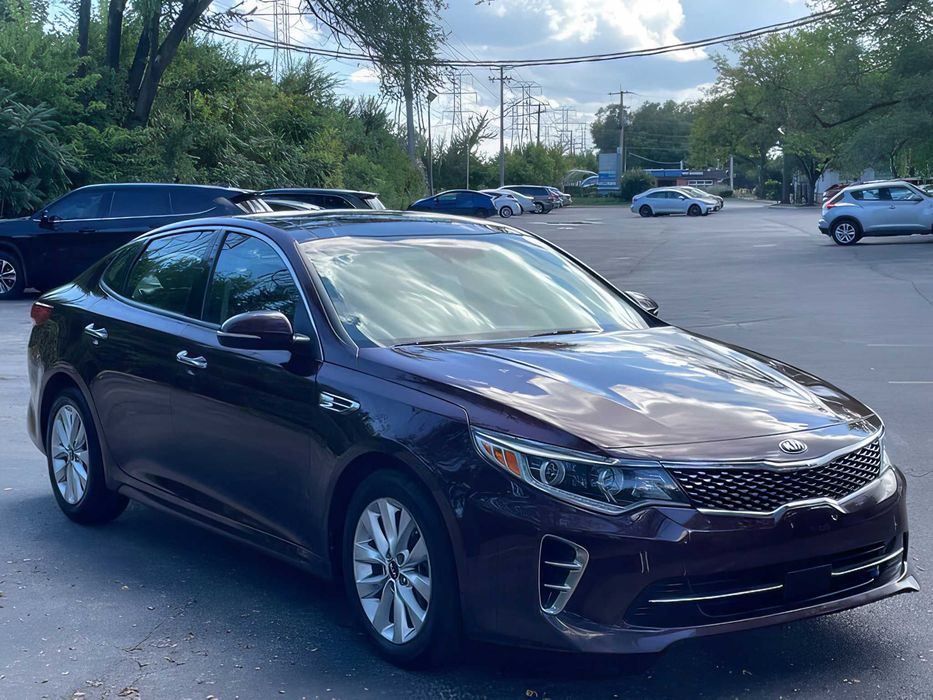 Kia Optima      2017