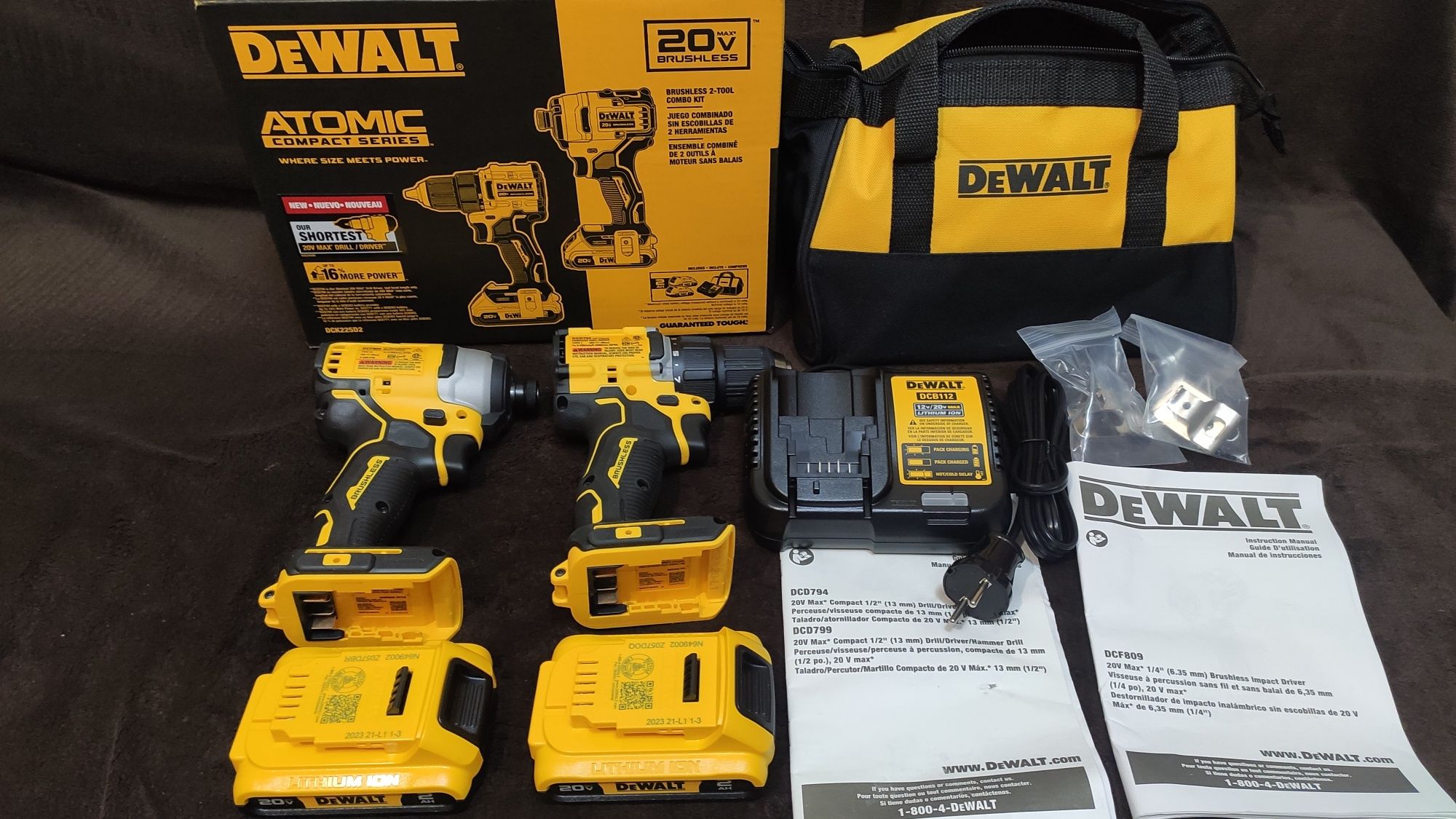 Безщітковий шуруповерт + імпакт  DeWalt DCK225D2 20V (DCD794.DCF809)