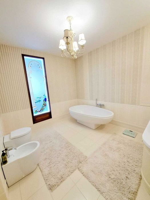 Продам неймовірний маєток наповнений домашнім теплом. Р-н Міськсаду.