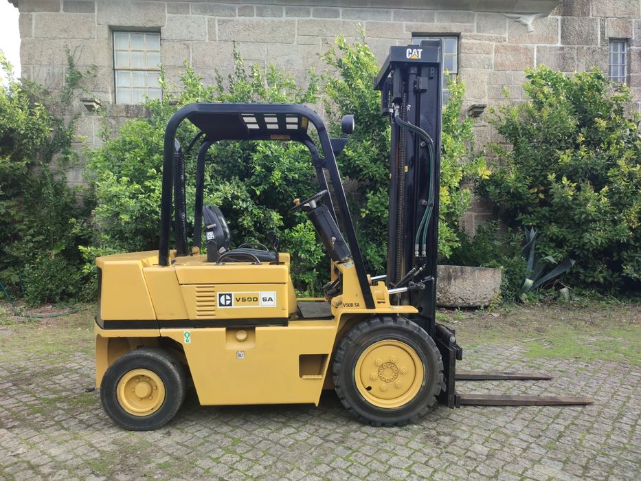 Empilhador_ Caterpillar V50D _SA (Diesel_Perkins) (PERKINS)