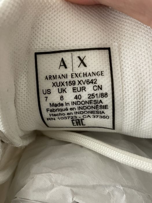 Buty Armani Exchange rozm. 40 XUX159 białe