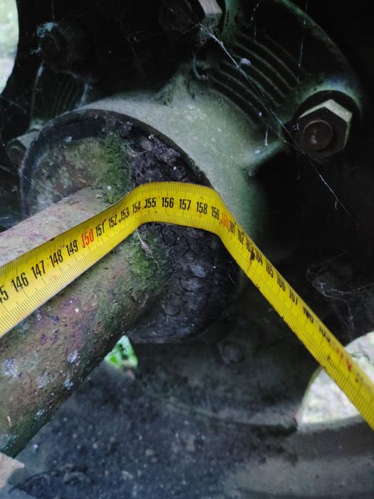 Ось на прицеп для трактор