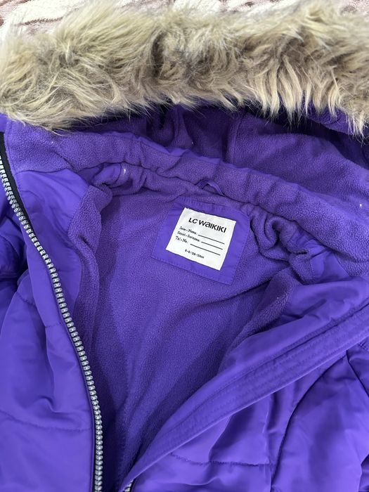 Зимова куртка на дівчинку 8-9 років