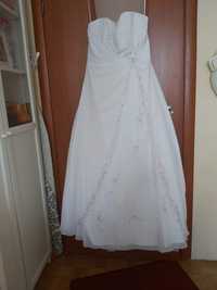 Suknia ślubna 48