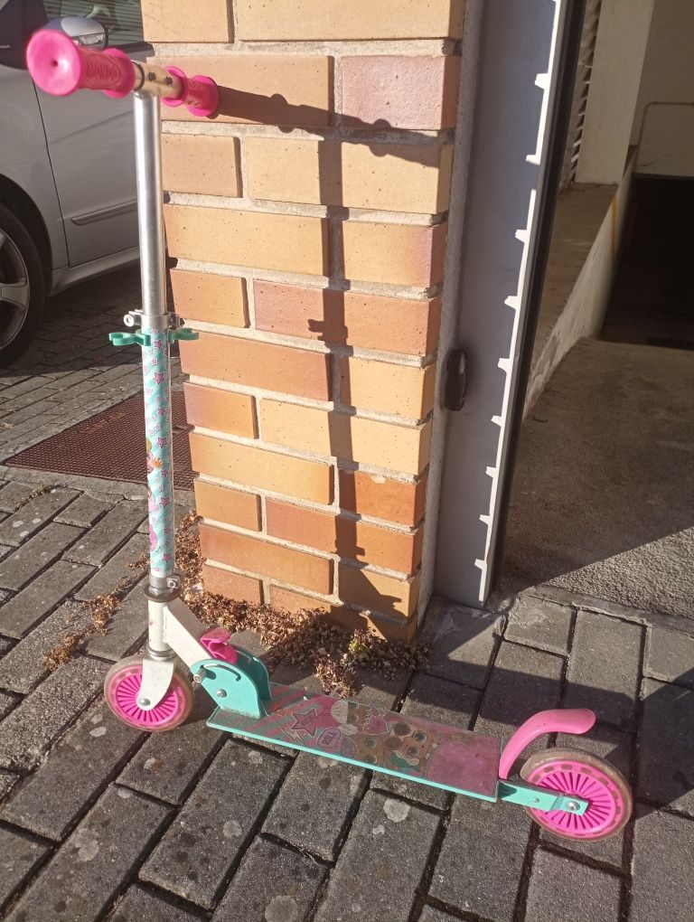 Trotinete LOL criança
