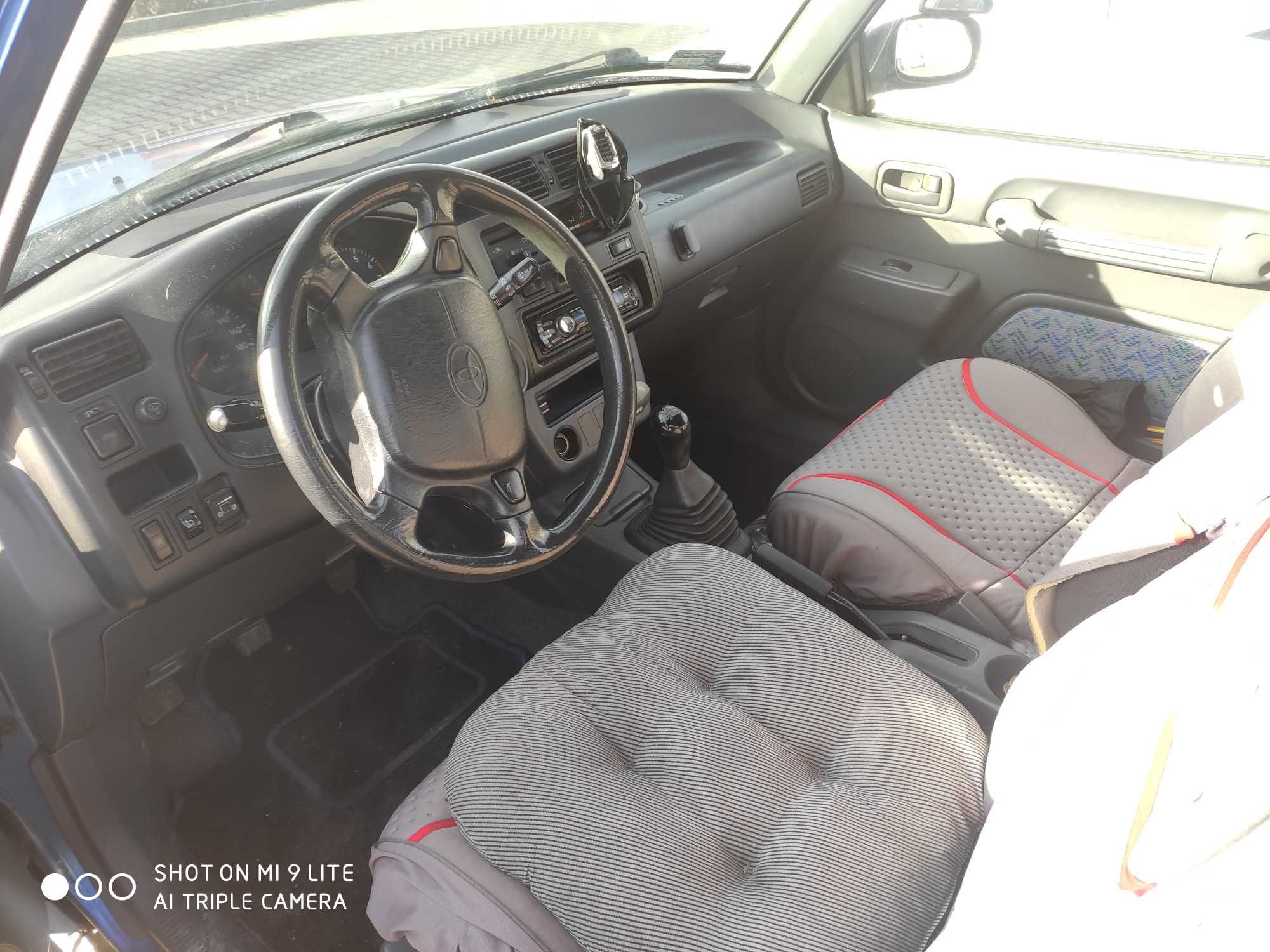 Samochód  Toyota RAV 4
