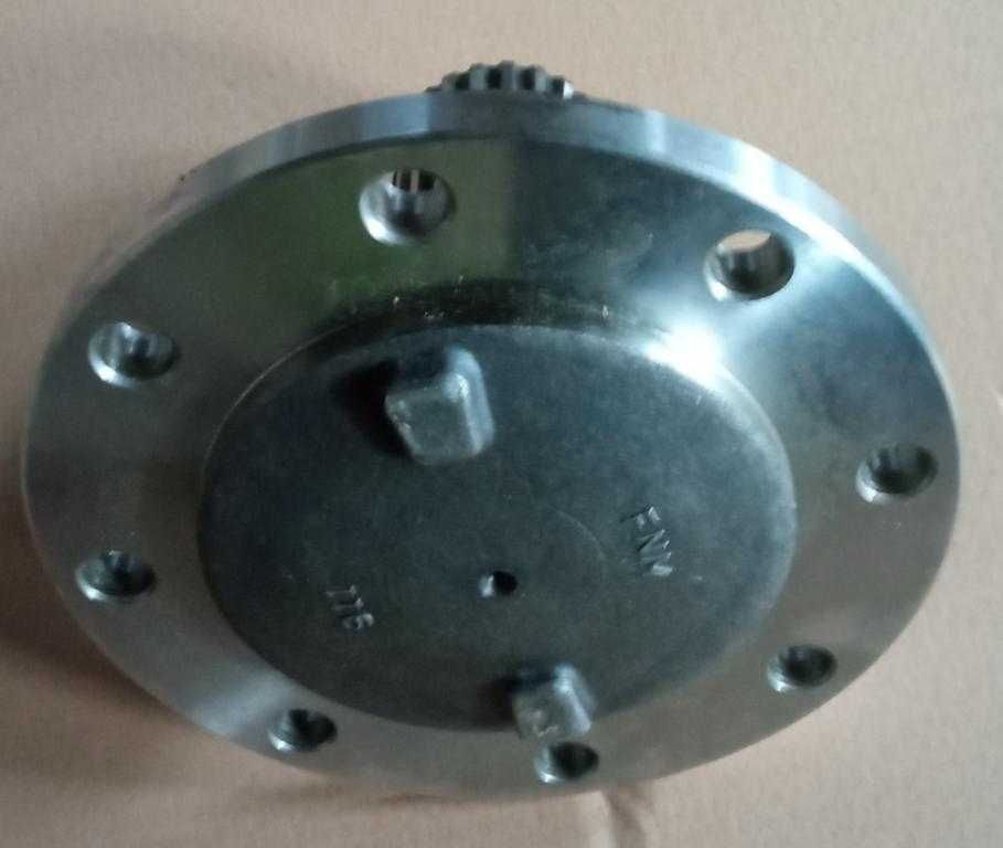 Wał koła ursus  6824do 11024
