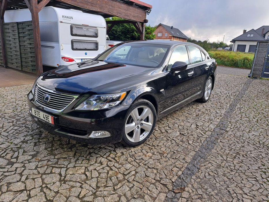 Lexus Ls600h 4x4 pełna opcja wyposazenia