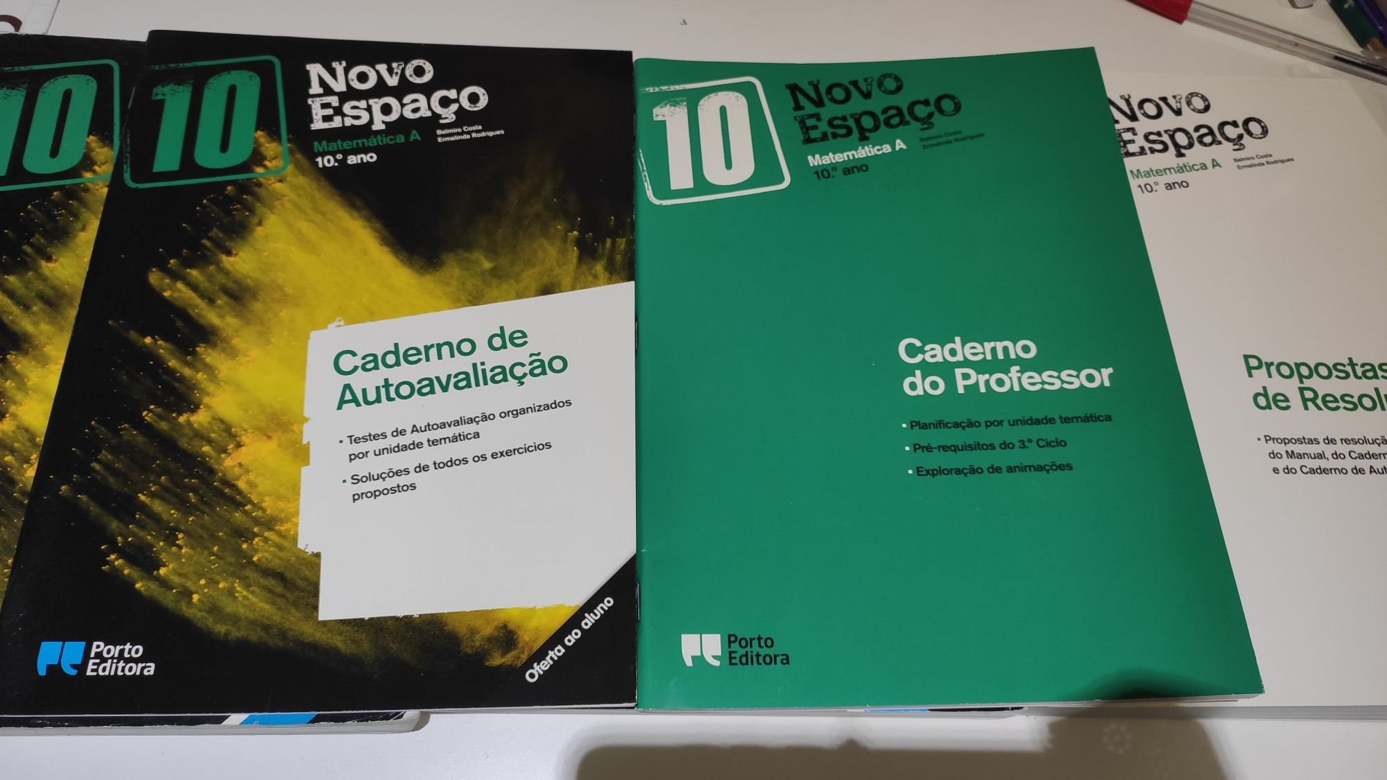 Livros escolares 10º ano