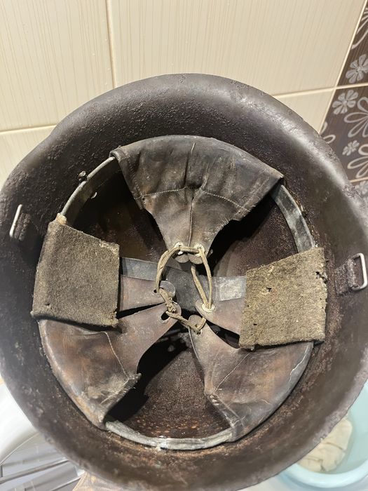 Przedwojenny fasunek z hełmu wz.35 pasuje do wz.31