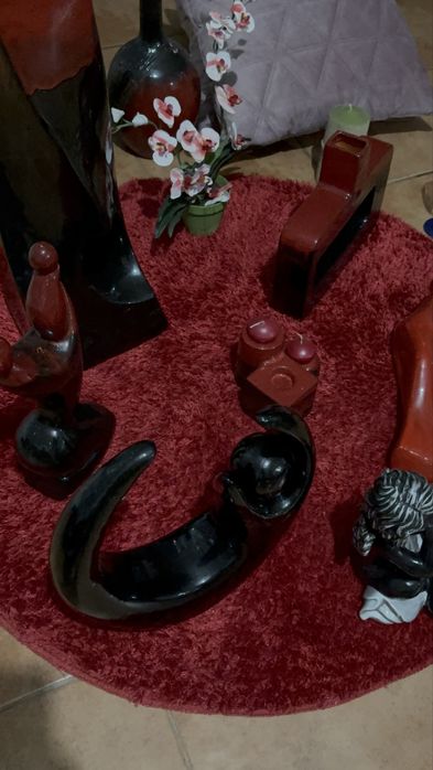 Diversas peças de decoração