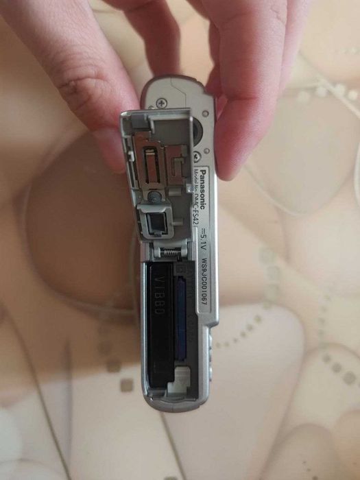 Продам Фотоаппарат Panasonic DMC-FS42(під ремонт)