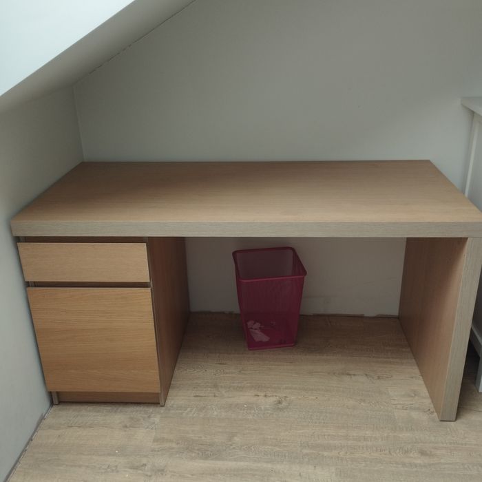 Biurko 140 x 65 na sprzedaż