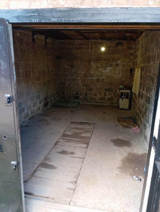 Сдам капитальный гараж в аренду на коксохимзаводе