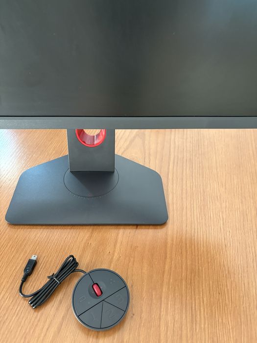 BenQ ZOWIE XL2546K 24,5” – Monitor e-Sports 240Hz | Como novo