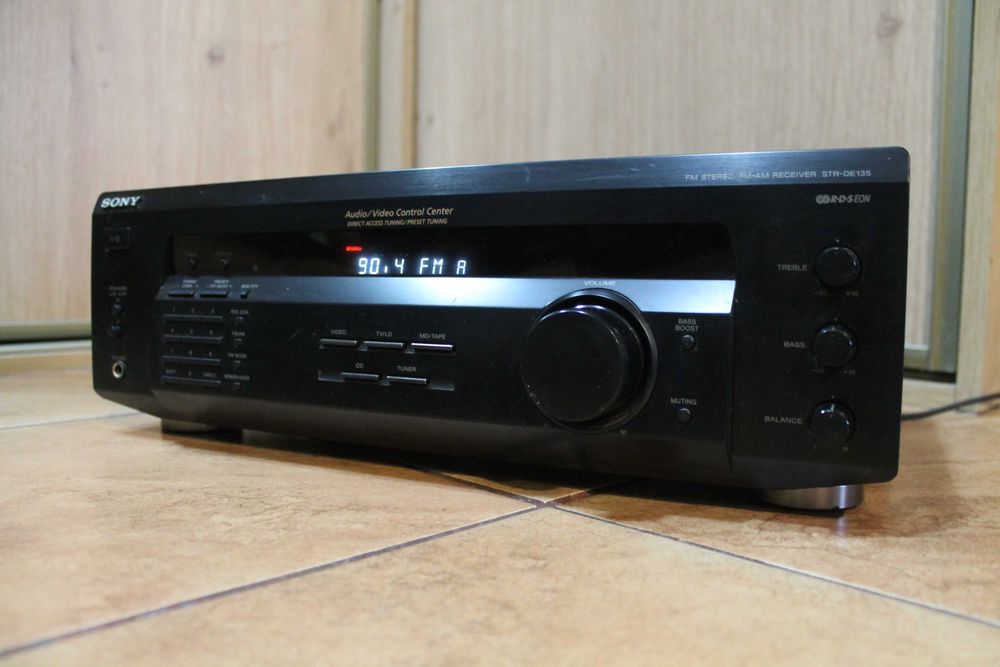 Amplituner Sony STR-DE 135