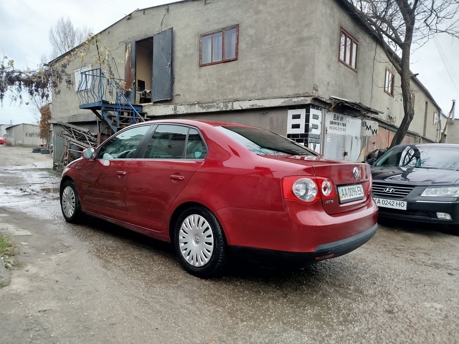 Продам фольцваген джету 2007
