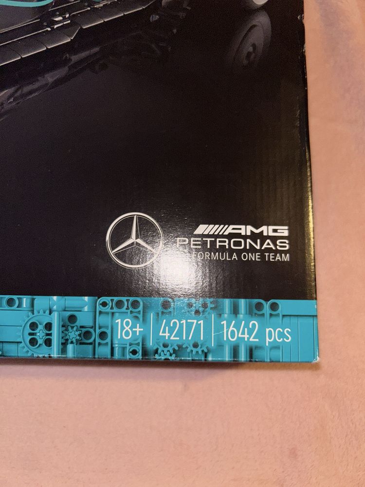 Lego mercedes AMG FORMULA ONE