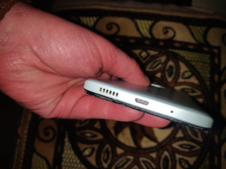 Redmi 12c 4/64 без підсвітку екрану
