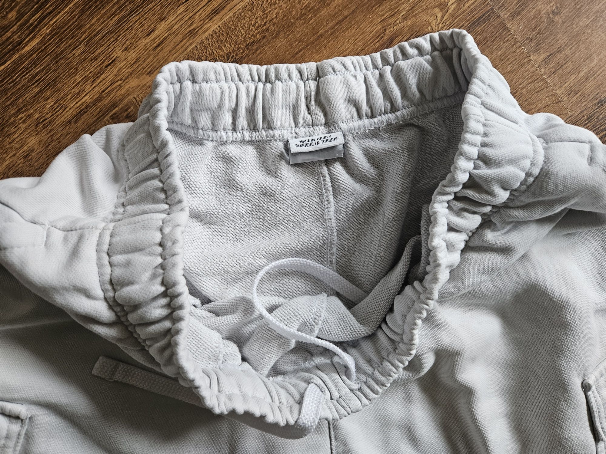 Spodenki dresowe Nike r S męskie młodzieżowe biale bawełna