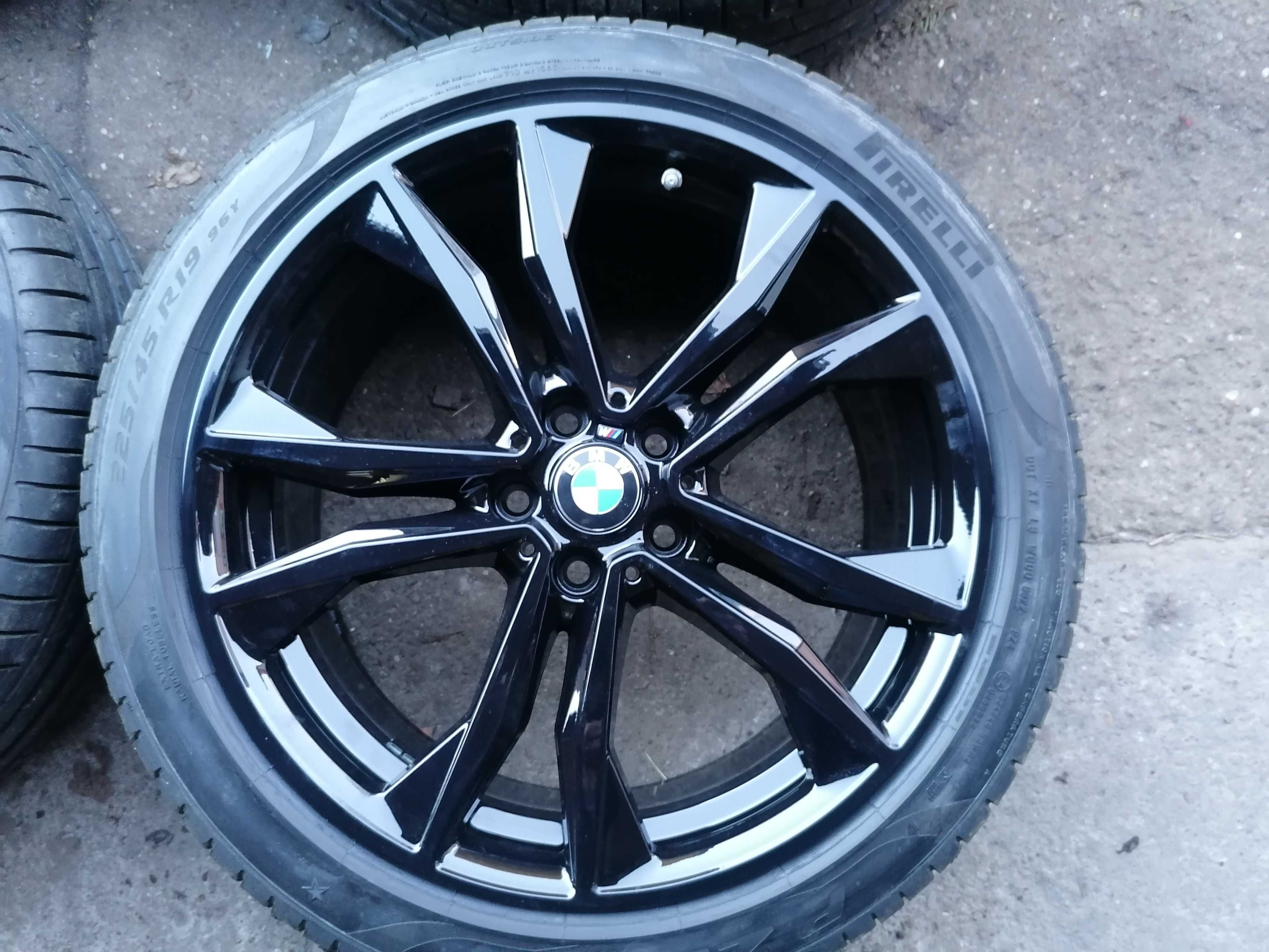 Koła 19" bmw x1 f48 IX1 x2 f39 IX2 m-pakiet lato 22r Pirelli