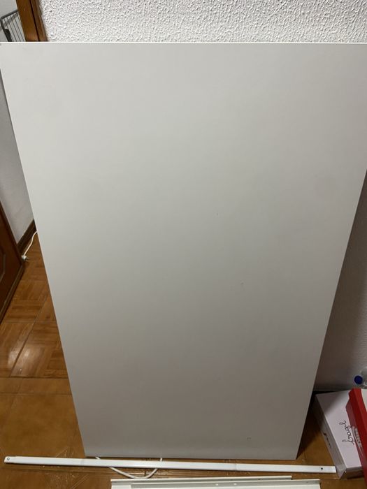 Mesa Cadeira LER ANUNCIO