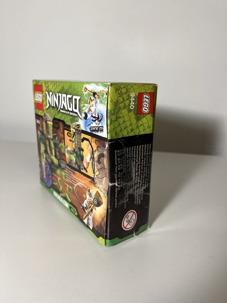 Lego Ninjago 9440, Świątynia Venoma