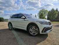 Volkswagen Tiguan 2.0 TDI R-line DSG AWD 1 właściciel 46 tyś KM Faktura VAT krajowy serw