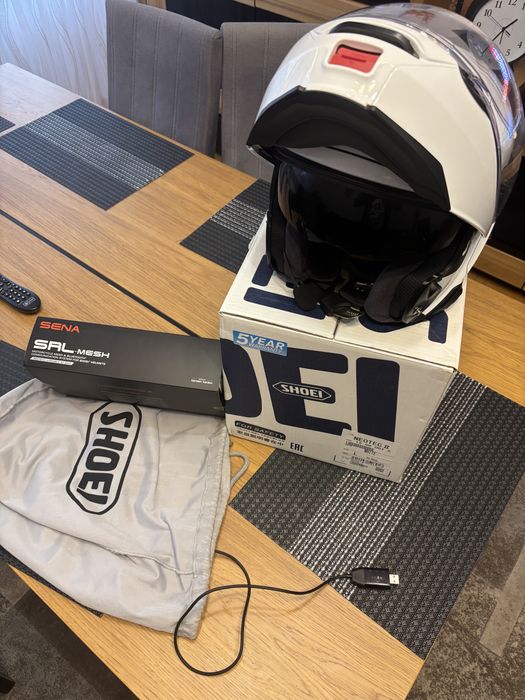Kask motocyklowy Shoei Neotec II biały rozmiar L + sena SLR 2 Mesh