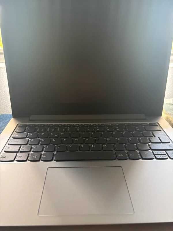 Portátil Lenovo IdeaPad 1