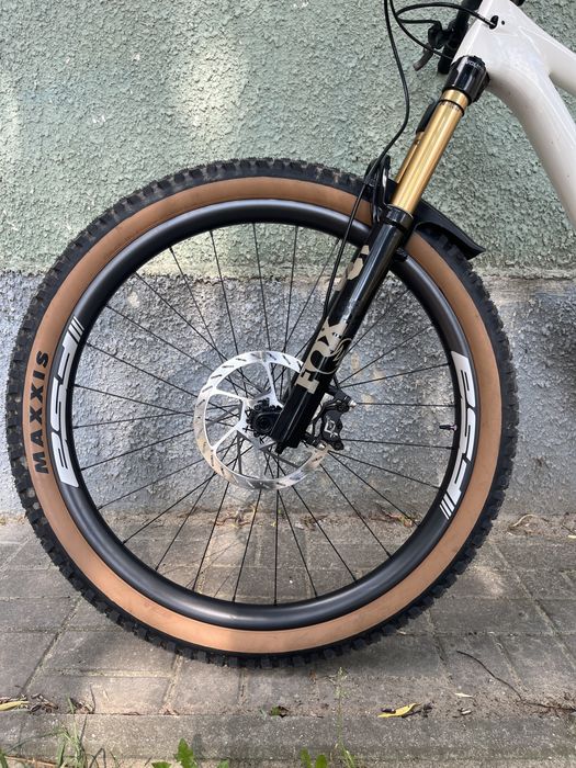 Nowe karbonowe koła FSA E-MTB i29 mullet XD – fabrycznie zapakowane