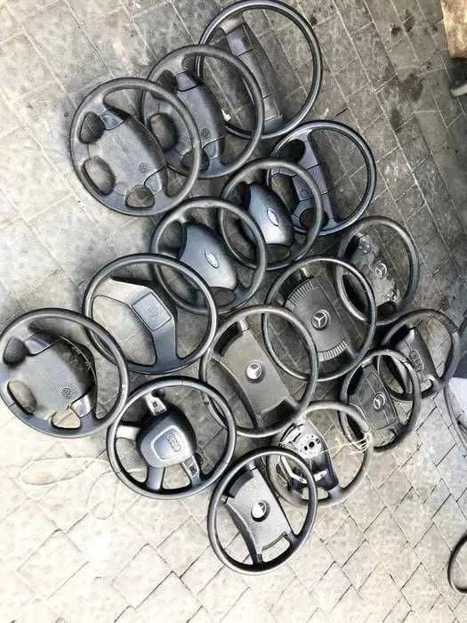Руль кермо марки авто в описі