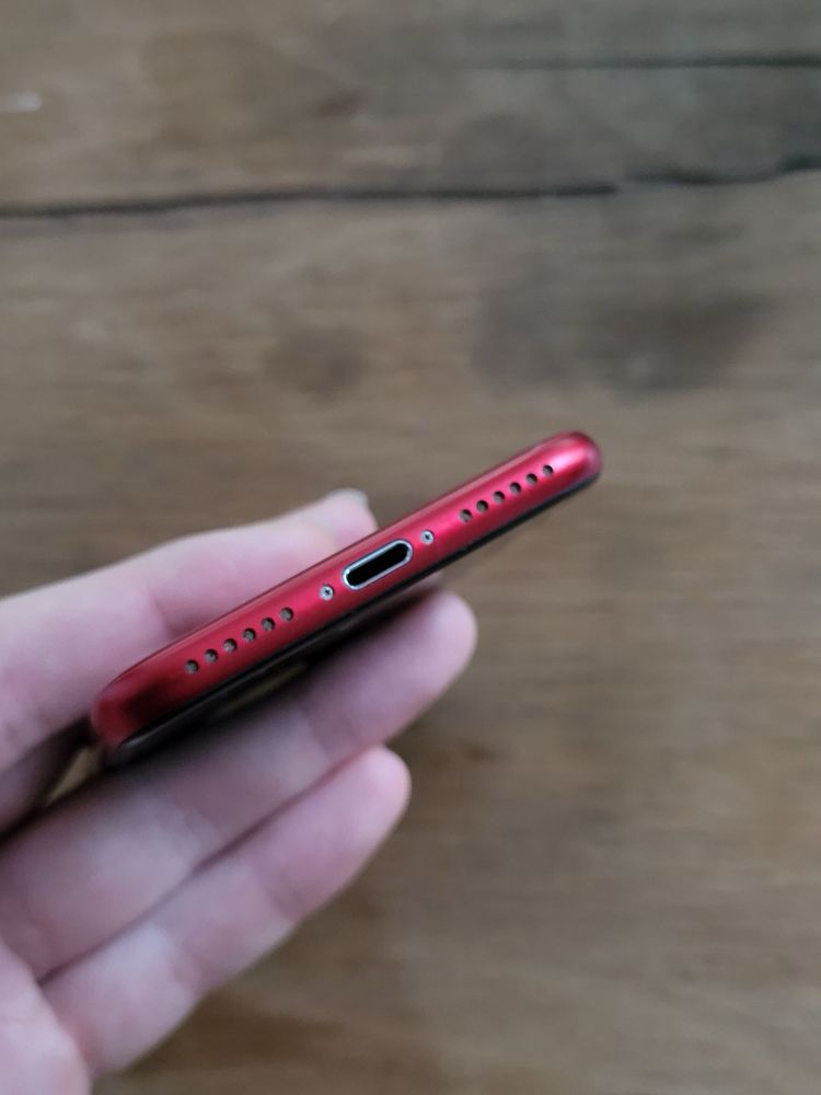 iPhone 8 64 ГБ смартфон Apple product red