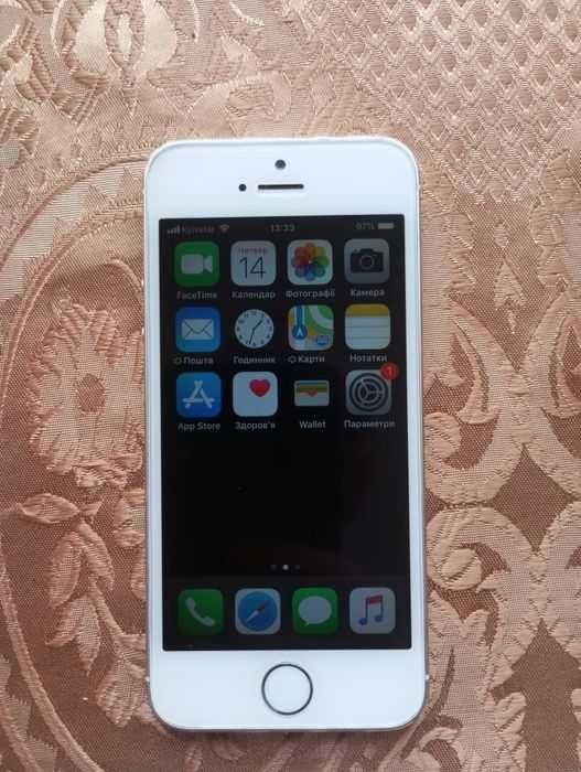 Продам тел IPhone 5S