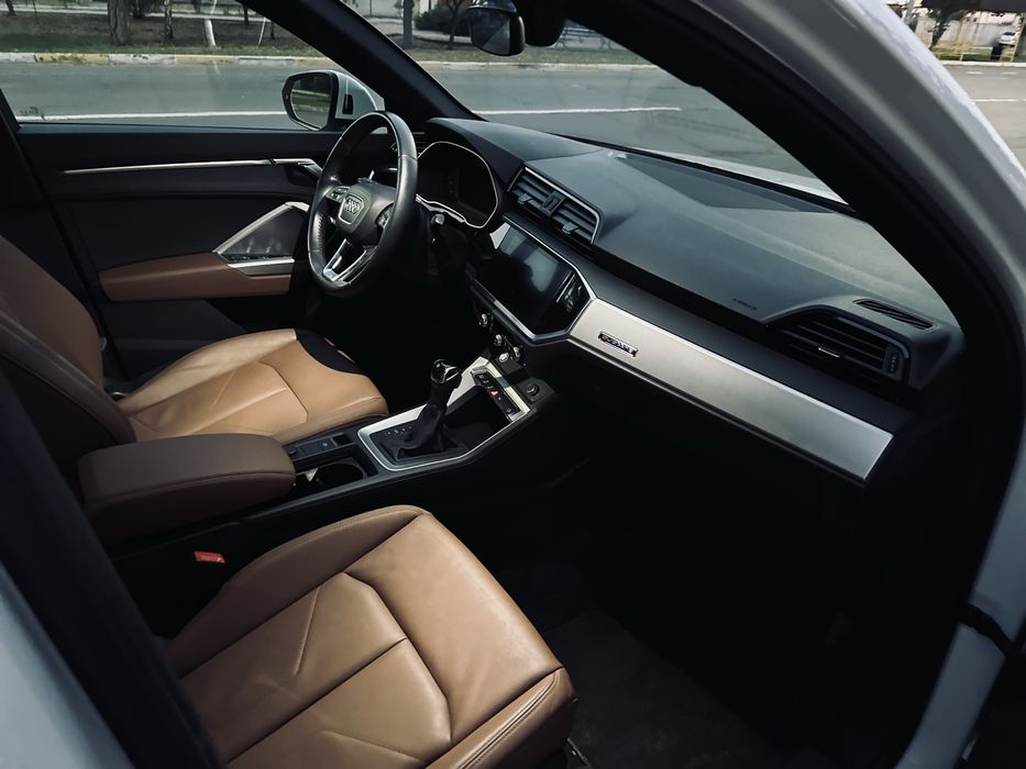 Audi Q3 Premium Plus S-line