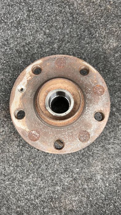 Ступиця в зборі Skoda Octavia A7/VW Gold/VW Caddy