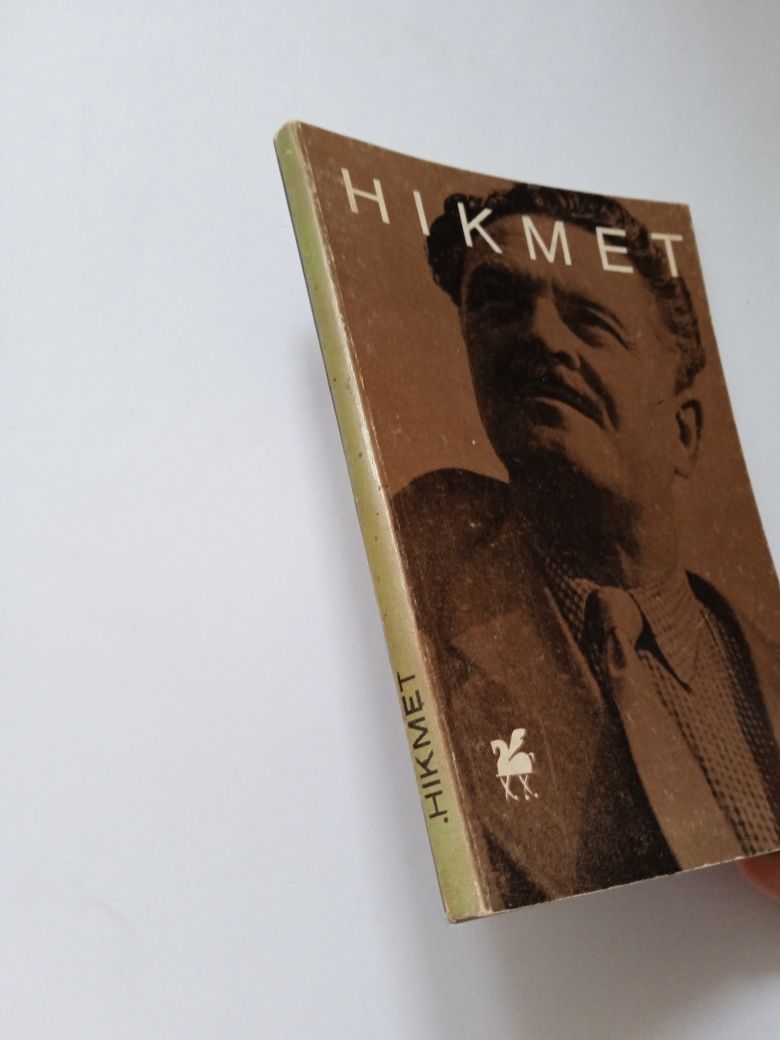 Książka - Nazim Hikmet "Poezje wybrane"