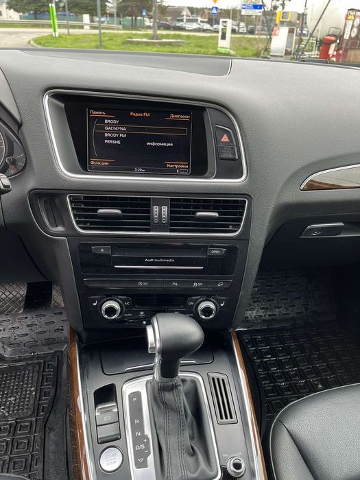 Audi Q5 обмін на нерухомість