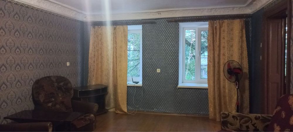 Продам 1- комнатную квартиру в самом центре на ул. Пушкинская