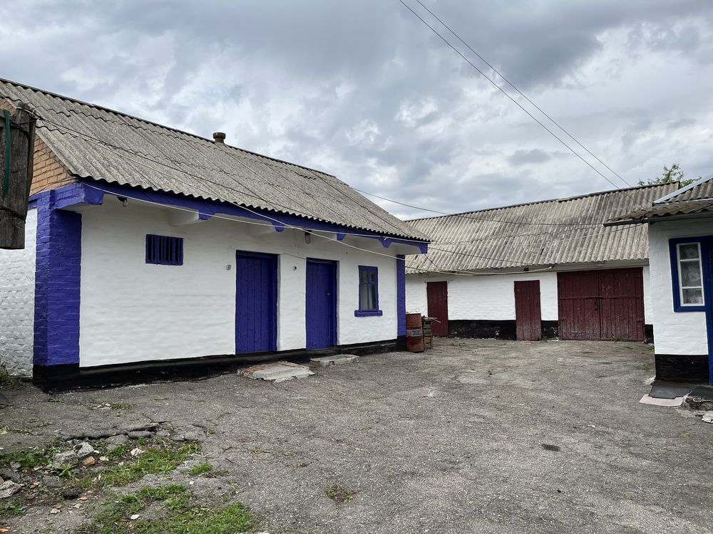 Продається будинок. 35 км до Білої церкви. До києва - 80км