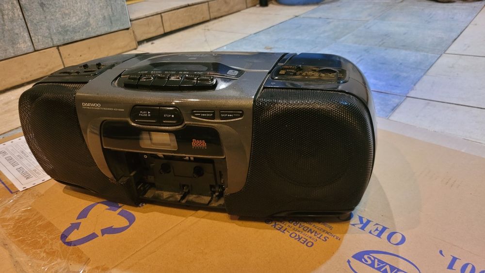Sprawne radio boombox