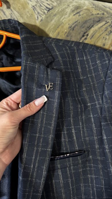 Чоловічий піджак