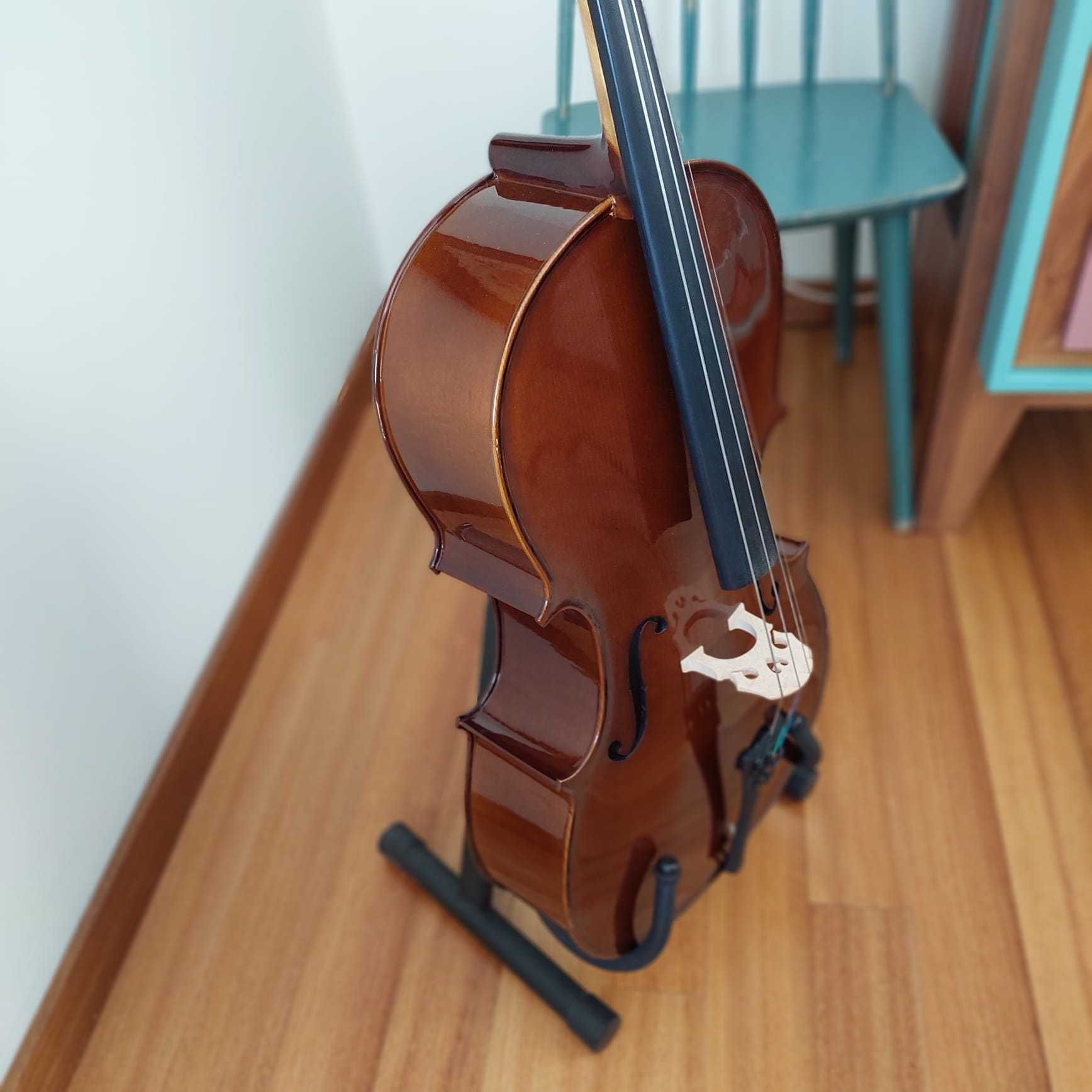Violoncelo Stentor 1/4 para aprendizagem, inclui estojo e arco