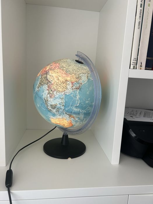 Globo terrestre grande