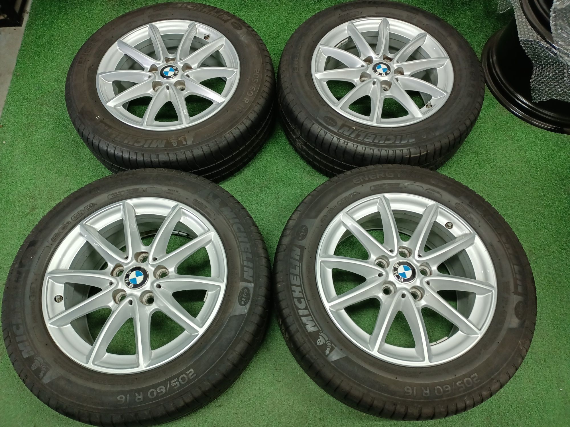 Koła 16" felgi 5x112 opony 205/60/16 BMW F45 F46 SERIA 2 Tourer